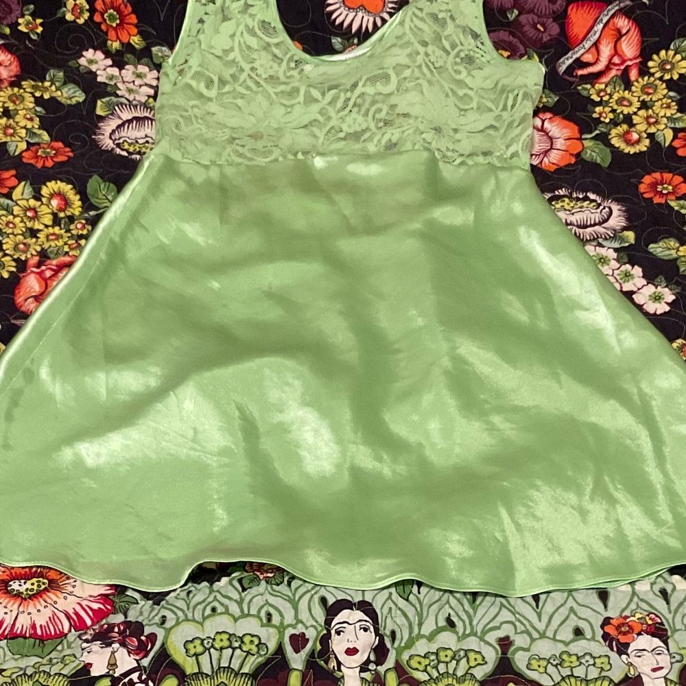 Lime-a-licious 🍋🟩 Y2K Victoria's Secret mini negligee/dress - Picture 7 of 10